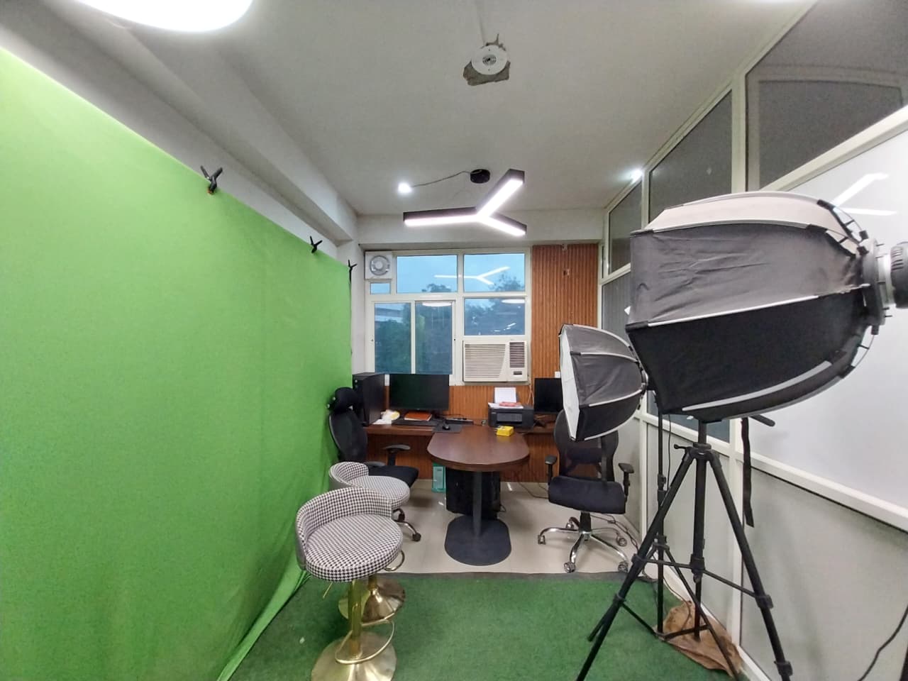 Services yoffices coworking spaces gurugram 11