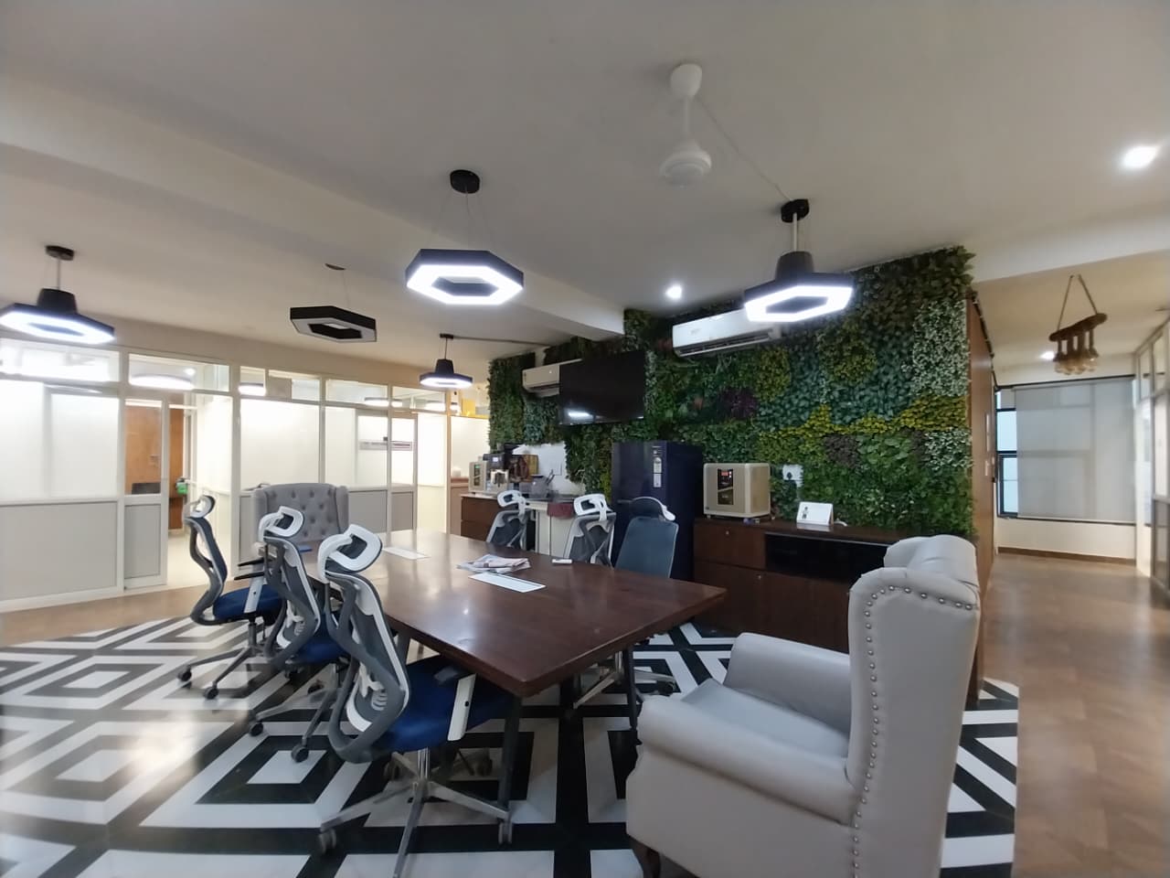 Services yoffices coworking spaces gurugram 13
